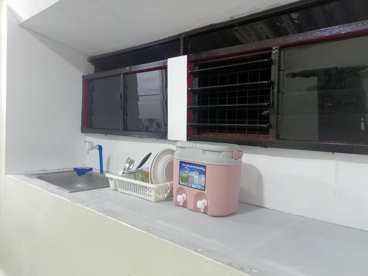 Byannix Guests Room Moalboal Exterior photo